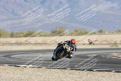 media/Dec-06-2025-CVMA (Sat) [[4a896cc04c]]/Race 8- Formula 40 MW and LW/